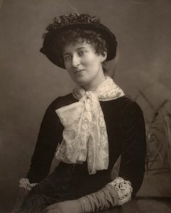Cissy Grahame, actrice britannique, 1882