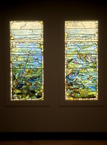 Fenêtre avec étoile de mer ("Printemps") et fenêtre avec anémone de mer ("Été") - Louis Comfort Tiffany