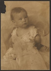 [Bébé avec tulle]