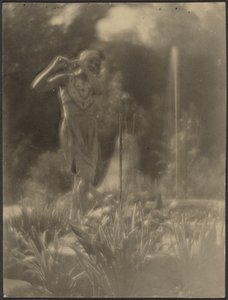 [Danseuse dans le jardin] - Louis Fleckenstein