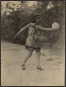 [Danseuse avec disque] - Louis Fleckenstein