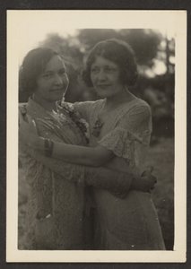 [Fleckenstein Sisters]