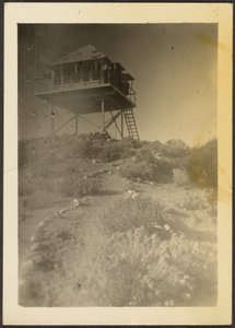 [Tour de guet dans le paysage] - Louis Fleckenstein