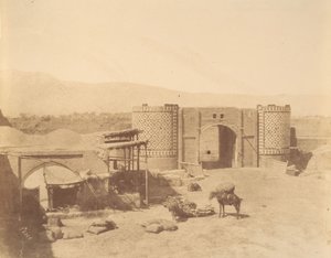 [Porte du gouvernement, Téhéran, Iran], 1840s-60s