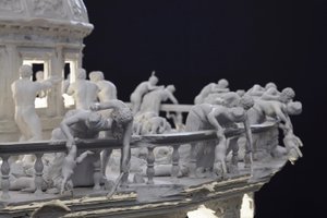 All Things Fall, 2014 (acier, aluminium, plâtre, résine, lumières LED, moteur) - Mat Collishaw