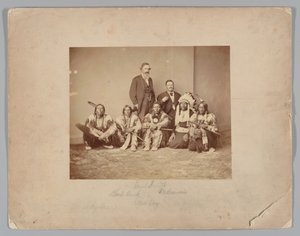 Le général J. E. Smith et des Indiens - Mathew B. Brady
