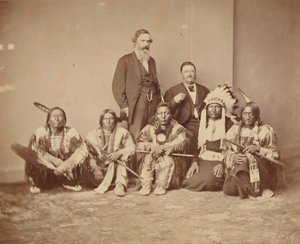 Général J. E. Smith et Indiens - Mathew Brady