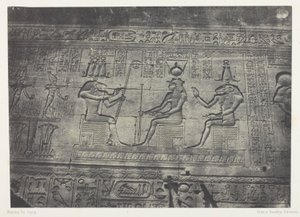 Grand Temple de Dendérah (Teutyres), Sculptures de la Façade Postérieure; Haute-Egypte, plate 19 from the album "Egypte, Nubie, Palestine et Syrie" (1852) - Maxime Du Camp