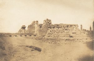Ruines de la Salle Hypostyle du Palais de Karnac - Vue prise du Sud-Ouest, 1849-50 - Maxime Du Camp