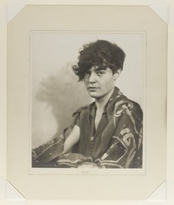 1928