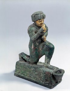 Mésopotamie : Statuette en argent, bronze et or d