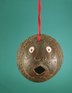 Banque sculptée, fin du 19e siècle (noix de coco)