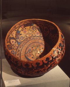 Jicapestle (calebasse peinte)