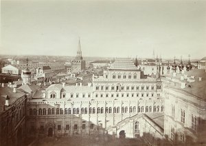Façade du palais des Terems au Kremlin de Moscou