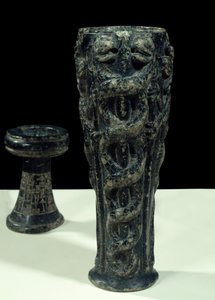 Vase de libation de Gudea pour Ningishzidda. Art de Mésopotamie. Période néo-sumérienne (vers 2150-2000 av. J.-C.) Stéatite. De Tello. Hauteur : 0,23m Musée du Louvre - Neo Sumerian Neo Sumerian