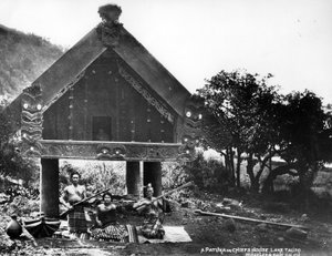 Une Patuka ou Maison de Chef, Lac Taupo, Nouvelle-Zélande, vers 1863-80