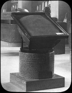 La Pierre de Rosette, British Museum, Londres, vers 1890