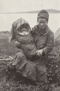 Mère laponne et bébé - Norwegian Photographer