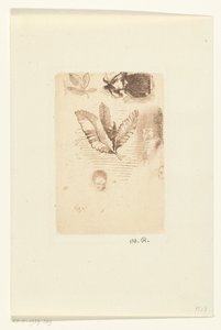 Feuille avec croquis