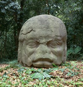Tête colossale 4, période préclassique