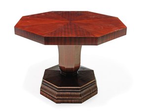Table à piédestal