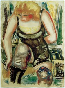 Dame blonde avec chausse-pied