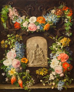 Couronne de fleurs avec relief de la Vierge