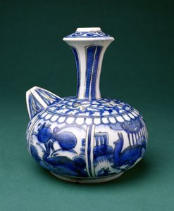 Kendi bleu et blanc safavide, 1600-50 (faïence peinte sous glaçure) - Persian School