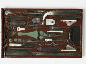 Trousse à outils représentant la Sainte Famille