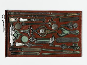 Trousse à outils représentant la Sainte Famille, vers 1830 - Persian School
