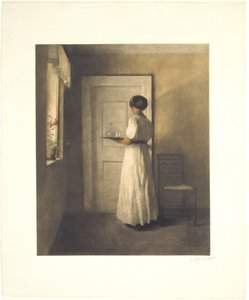 Jeune fille avec un plateau