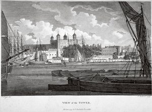 Vue de la Tour de Londres avec des bateaux sur la Tamise
