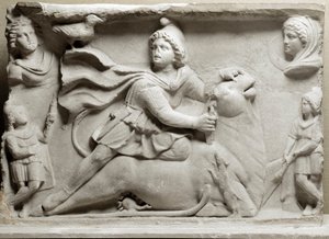 Civilisation des Phéniciens : scène de sacrifice représentant la divinité Mithra immolant le taureau. 2ème ou 3ème siècle ap. J.-C. Bas-relief en marbre. Paris, Musée du Louvre