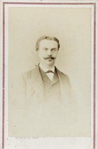 Portrait de Guy de Maupassant, vers 1880 - Photo studio Witz and Cie.
