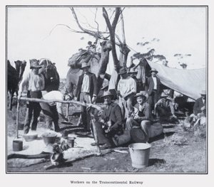 Travailleurs sur le chemin de fer transcontinental - Photographer Australian