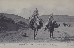 Voyageurs dans le Sahara algérien sur la route de Biskra à El Kantara (photo n/b) - Photographer French
