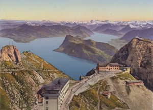 Pilatus-Kulm (2133m sm) Lac de Vierwaldstattersee et les Alpes (colour photo)