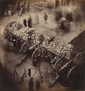 Barricades de la Commune, avril 71. Coin de la place Hôtel de Ville et de la rue de Rivoli - Pierre Ambrose Richebourg