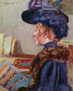 Jeune femme imprimant