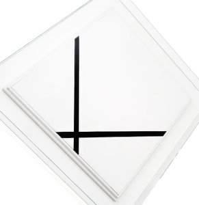Composition en losange avec deux lignes