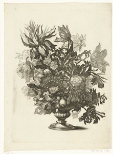 Vase en verre avec des fleurs
