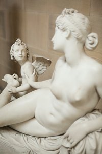 Vénus avec Cupidon enlevant une épine de son pied