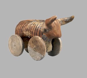 Statuette zoomorphe avec roues, 3950-3500 av. J.-C.