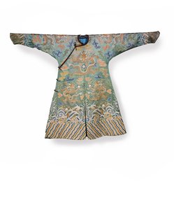 Robe de cour en soie céladon pour une princesse impériale, Jifu, Chine