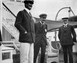 Sir Charles Hardinge, Sir Arthur Nicolson et le général Sir John French, 1908