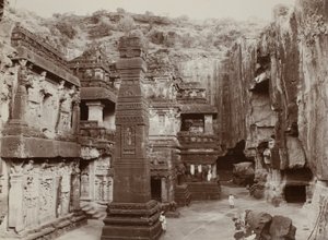 Temple taillé dans la roche de Khalias, Ellora