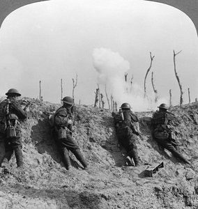 Scène de champ de bataille, Passchendaele, Belgique, Première Guerre mondiale