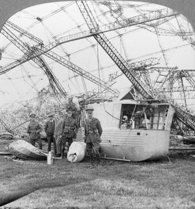 Gondole du Zeppelin abattu au large de la côte d
