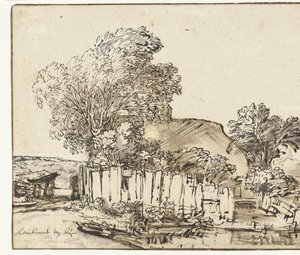 Cottage avec palissade blanche parmi les arbres