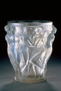 Vase Bacchantes en verre opalescent, vers 1920, par René Lalique (1860-1945). France, 20e siècle. - Rene Jules Lalique